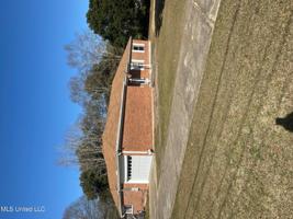 2709 Beachview Drive