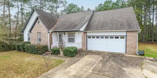 15012 Nassau Circle W
