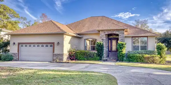 14005 Solano Circle