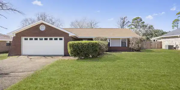 747 Live Oak Drive