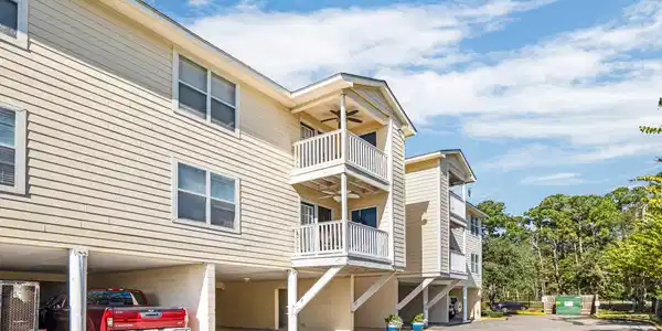 2421 Beachview Drive