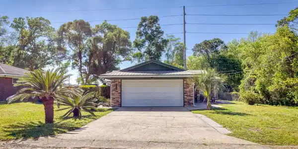 347 Lynn Drive