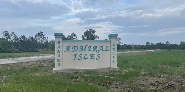 Image 4: Bahama
