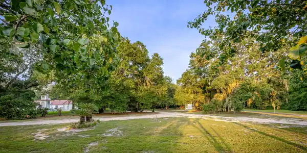 Lot 6 Pointe Aux Chenes