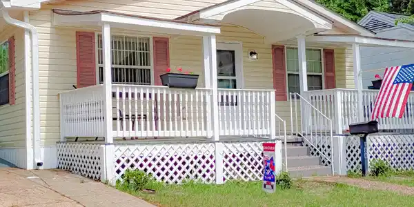 Image 2: Front Exterior