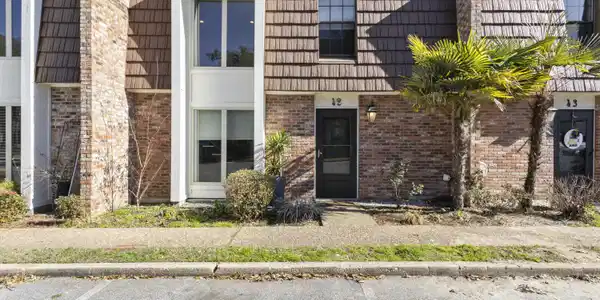 527 Front Beach Drive
