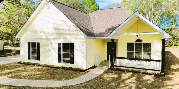 1304 Ryan Street