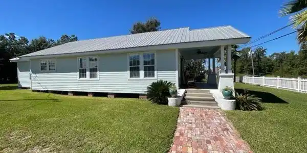 524 Main Street