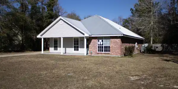 908 Edna Street