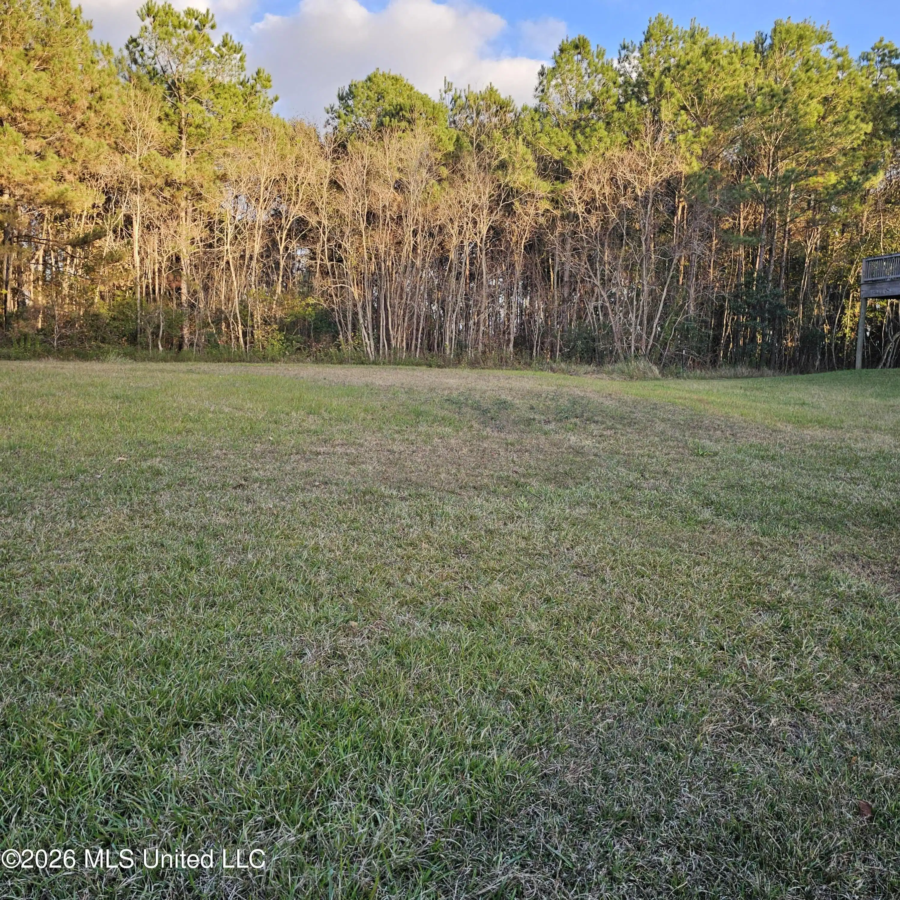 Image 1: 6010 Crescent Shore Drive pic