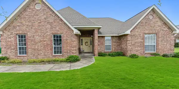 3103 Village Circle