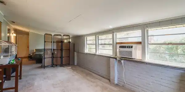 Image 3: Front Room