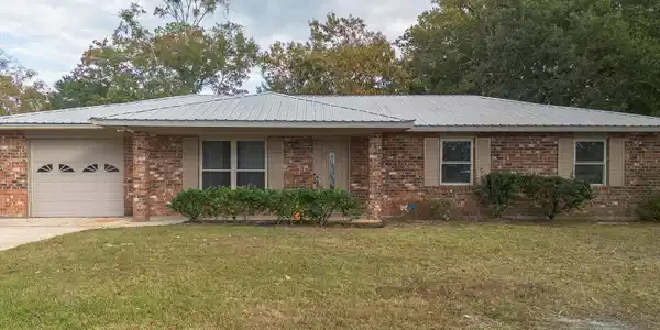 21 Cottonwood Court