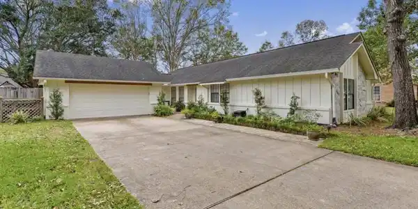 4004 Breezy Hill Lane