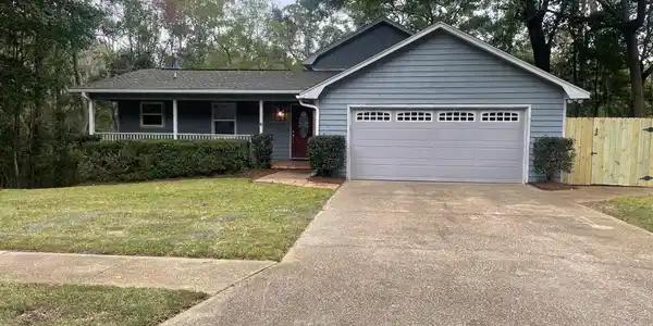 154 Booth Circle