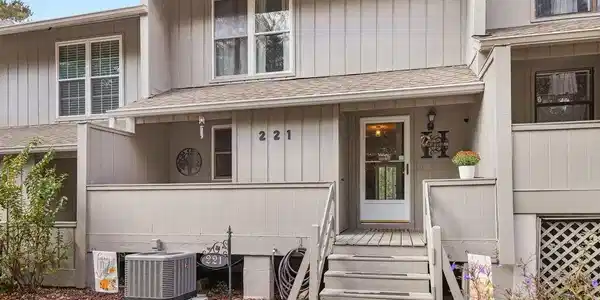 221 Highpoint Drive