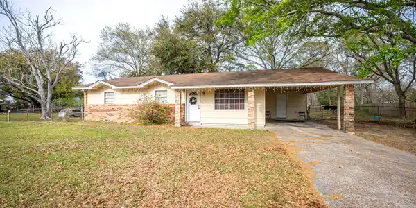 1710 Cherokee Drive