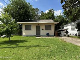 1096 Desoto Street