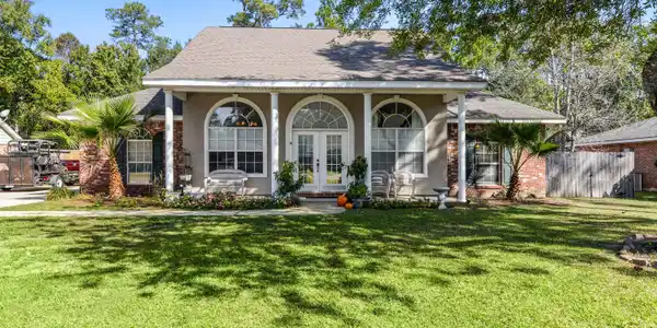 227 Henley Place