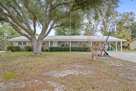 2534 Meadow Road