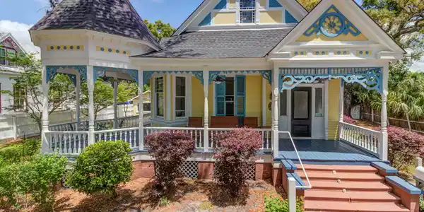 632 Howard Avenue