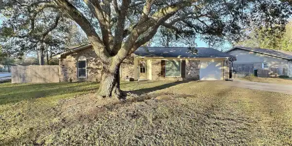 2800 Lawnwood Drive