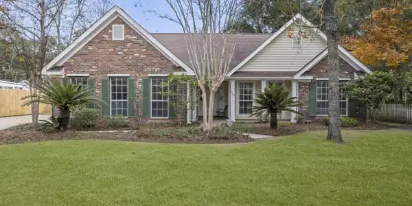 1500 Beachview Drive