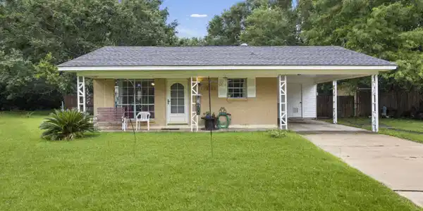 212 Tomeck Court