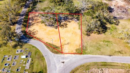 Lot 16 Rue Dauphine Circle