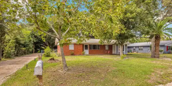 341 Spratley Avenue