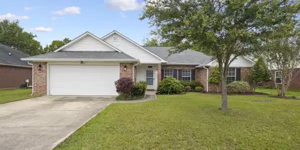 3609 10th Street N