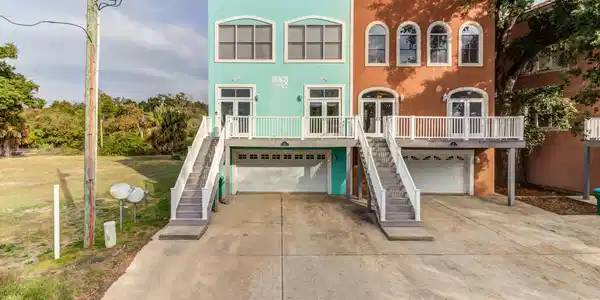 80 Beach Boulevard E