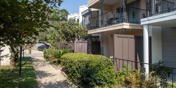 2501 Gulf Avenue