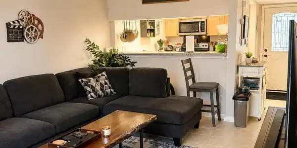 Image 4: 4