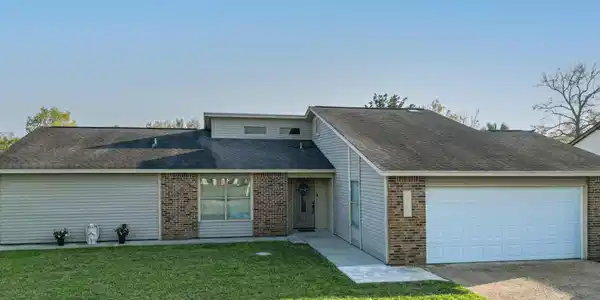 1957 Clearview Drive
