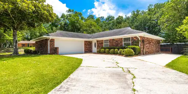 1223 Wellington Lane