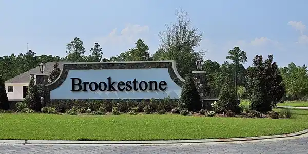 10886 Georgian Way