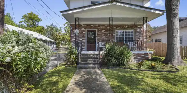242 Bohn Street