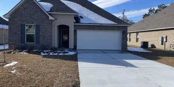 809 Ahoy Drive