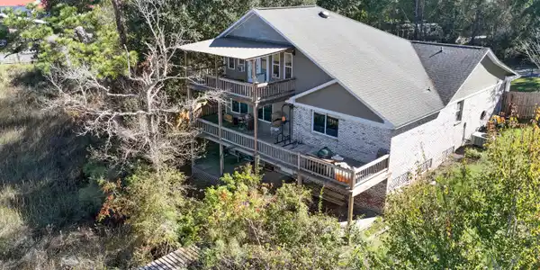 3333 Pine Circle