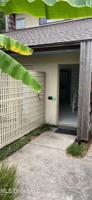 828 Oakleigh Avenue