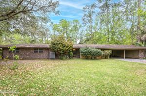 13708 Docena Circle