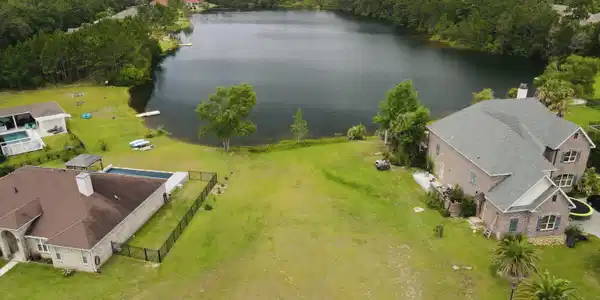 106 Emerald Lake Drive