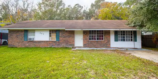 327 Lawler Avenue