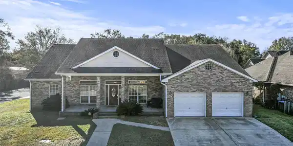 3500 Bramblewood Circle