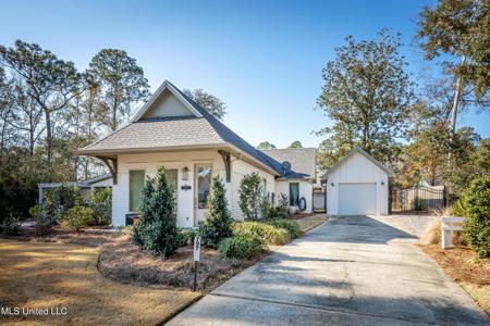 797 Peach Street