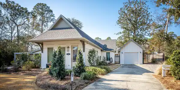 797 Peach Street