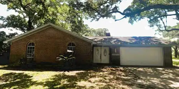 2300 Sandalwood Drive