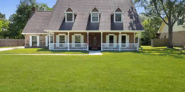 918 N Country Club Lane