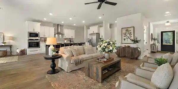 Image 3: 02 Living Room
